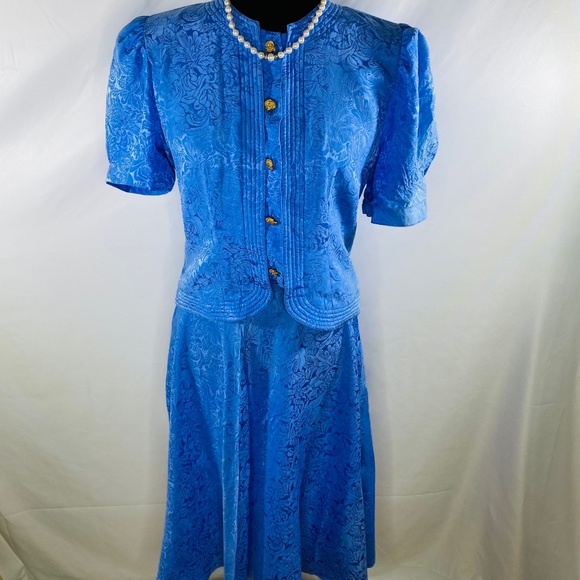 Women’s skirt set - Picture 4 of 4